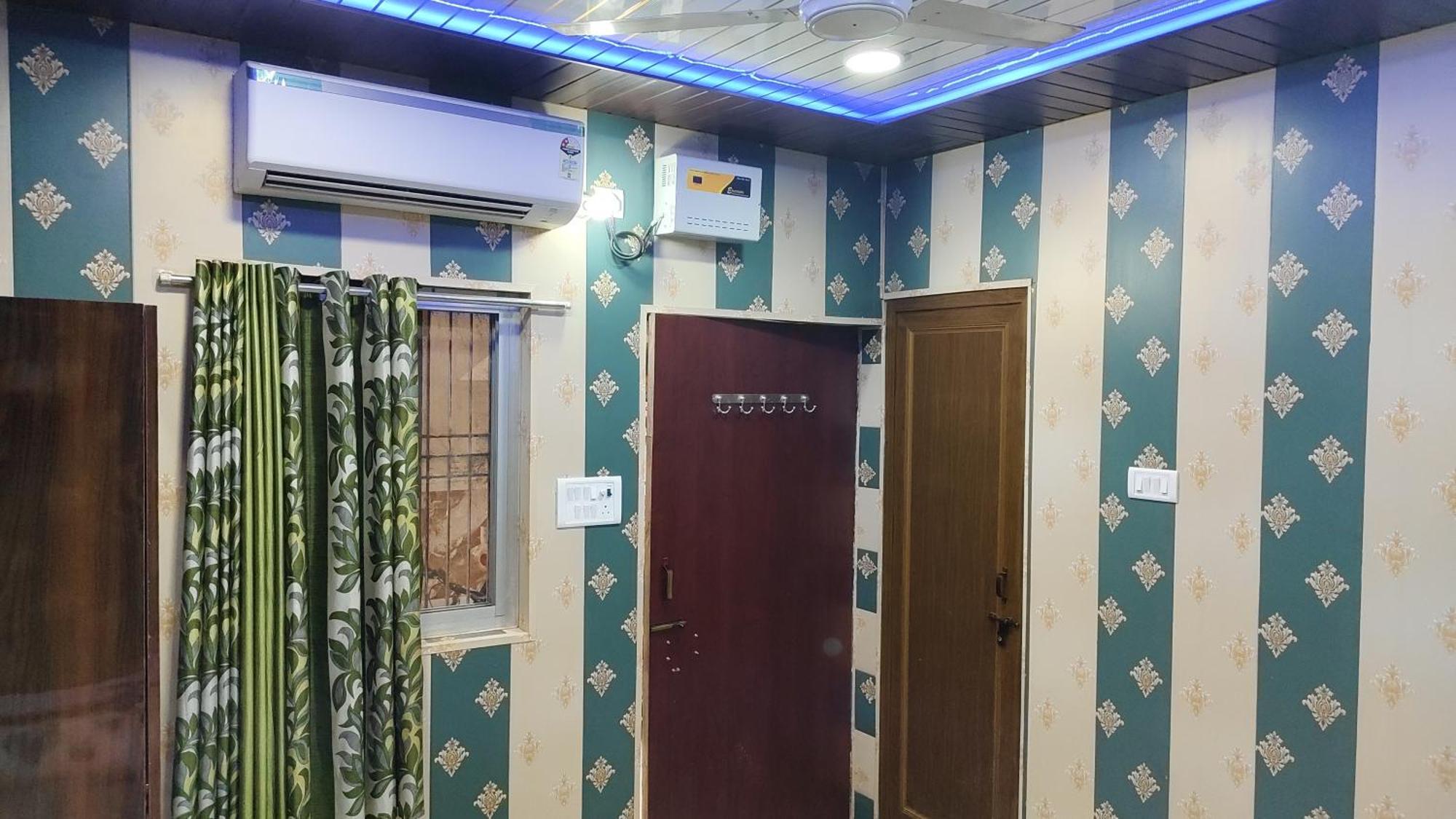 Hotel Raju Homestay Ayodhya 150 Meters From Shree Ram Janmbhoomi Temple 200 Meters From Ayodhya Dham Railway Station Kültér fotó