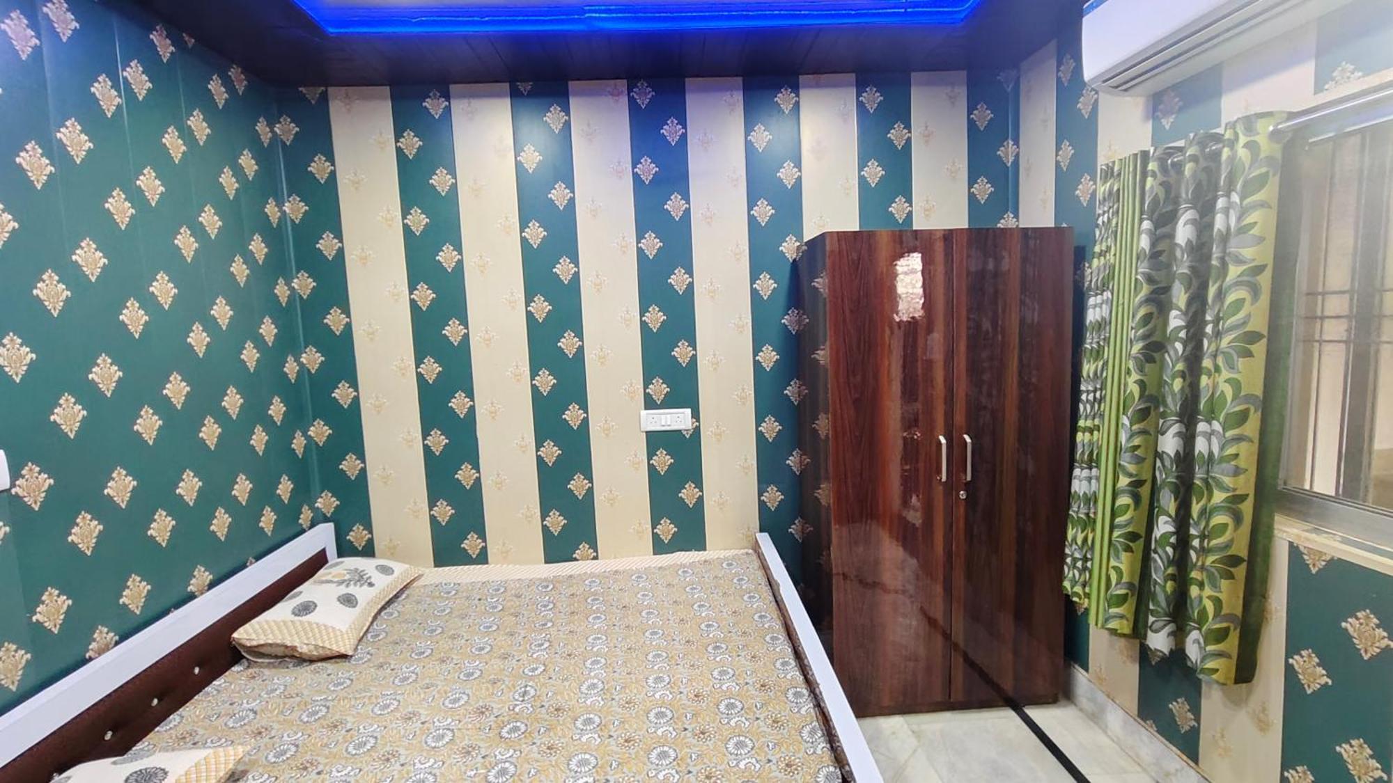 Hotel Raju Homestay Ayodhya 150 Meters From Shree Ram Janmbhoomi Temple 200 Meters From Ayodhya Dham Railway Station Kültér fotó